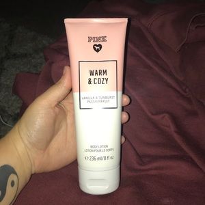 PINK vanilla & sunburst passion fruit lotion